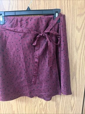 Abercrombie & Fitch Burgundy Mini Wrap Skirt with Black Speckle